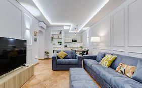 Spanish Steps Suite - Zucchelli